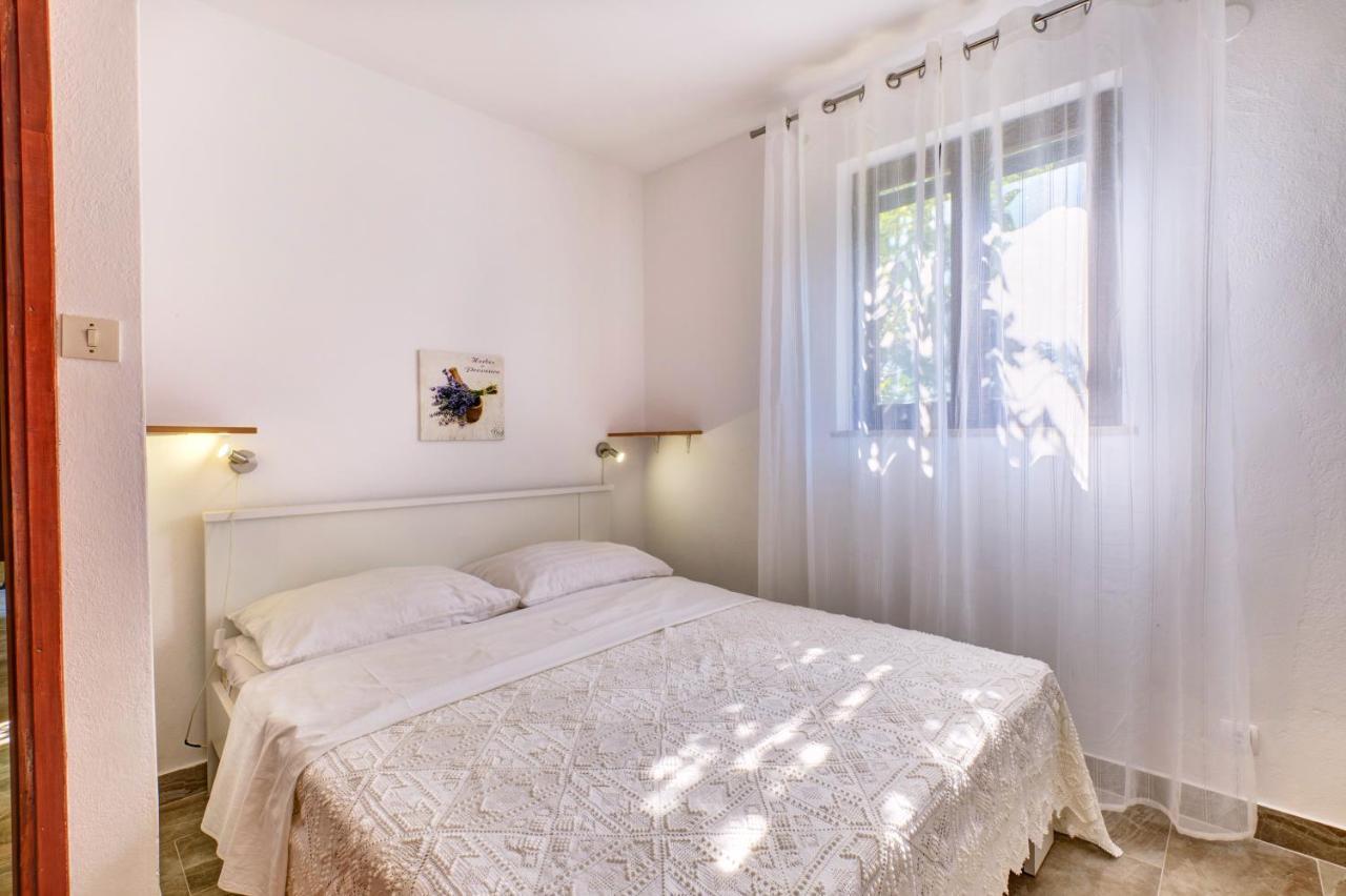 Eco Secluded Apartments Zabodarski Čunski 外观 照片